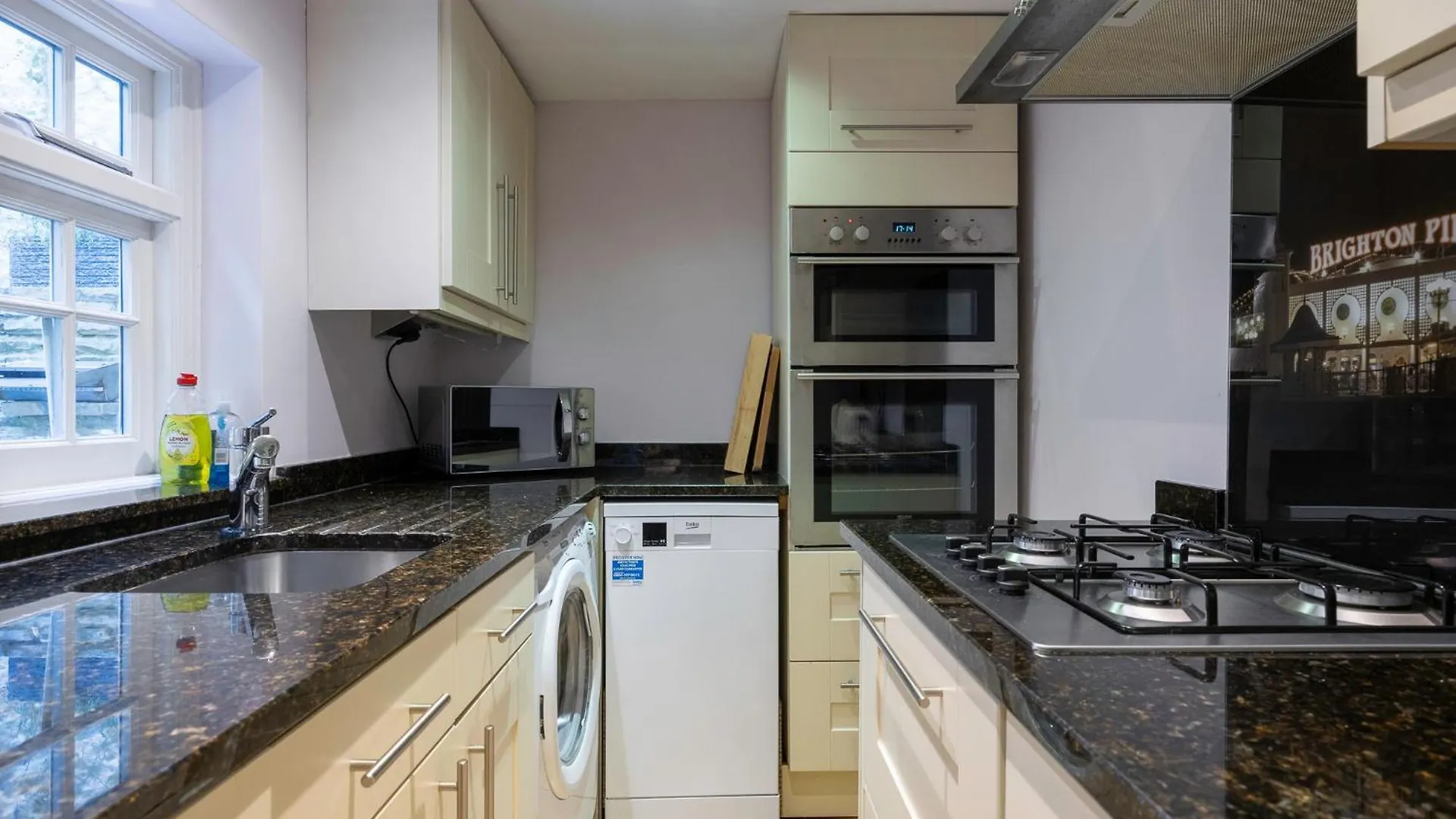 Regency Seaside Apartment Pass The Keys Hove
